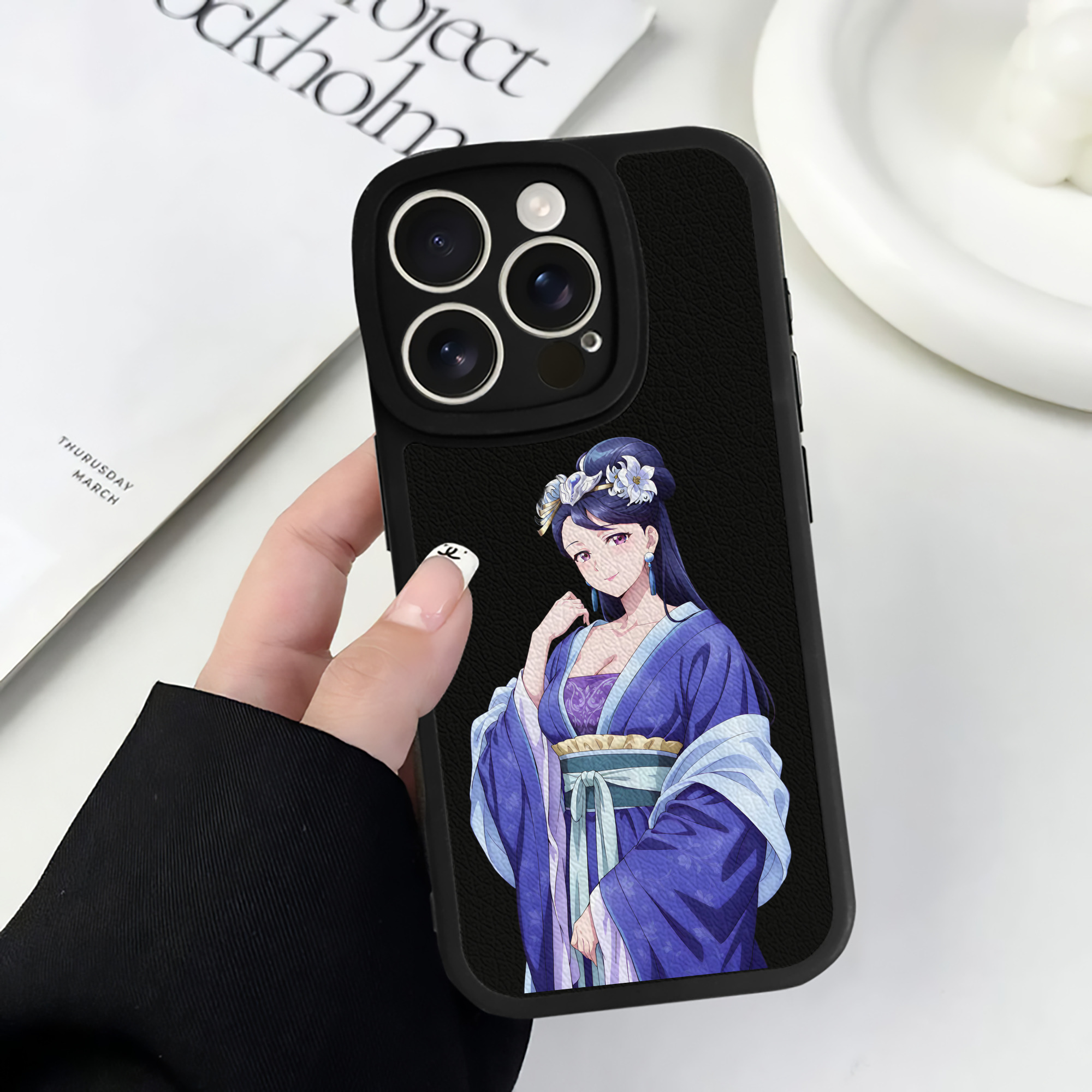 薬屋のひとりごと The Apothecary Diaries 【iPhone 16シリーズ対応】シリコンスマホケース（レザー調） 材質：シリコン